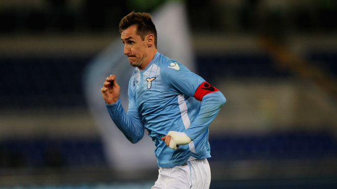 杜锋：球队防守投入度有进步，进攻还需更多比赛来熟悉彼此（杜锋谈球队：防守投入提升，进攻仍待更多比赛磨合）