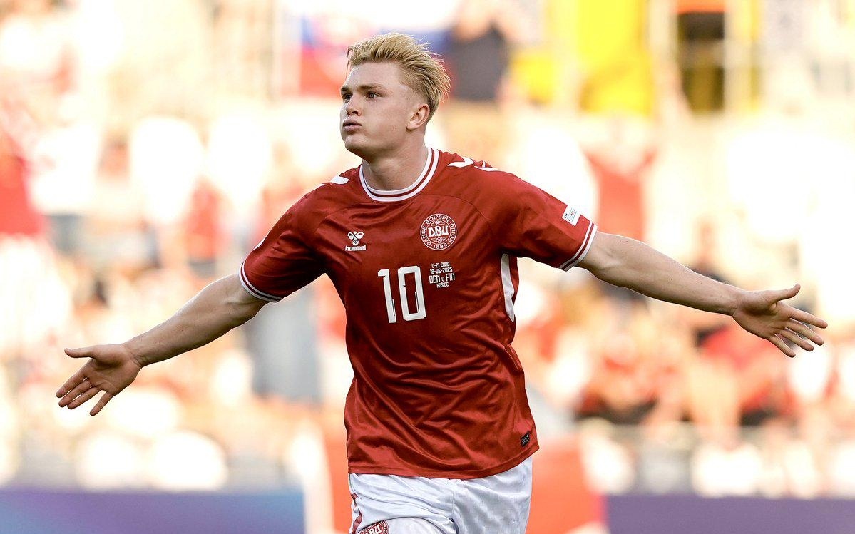 程进：弗兰克希望球迷不只是记得他一人，继续支持新一代球员